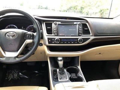 2016 Toyota Highlander Limited