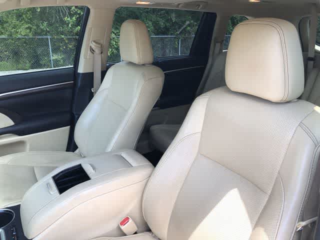 2016 Toyota Highlander Limited