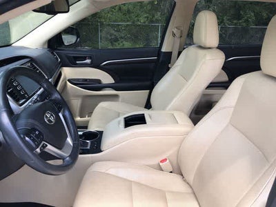 2016 Toyota Highlander Limited