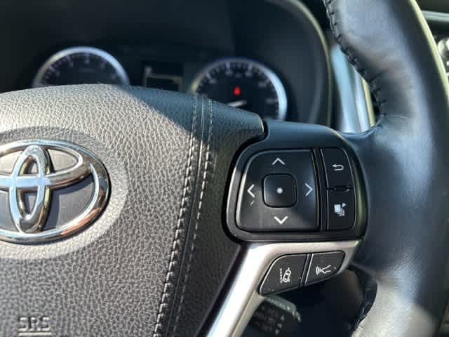 2017 Toyota Highlander Limited Platinum