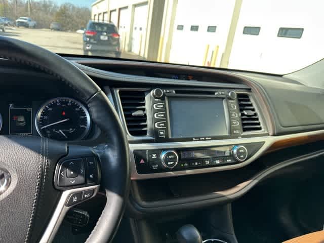 2017 Toyota Highlander Limited Platinum