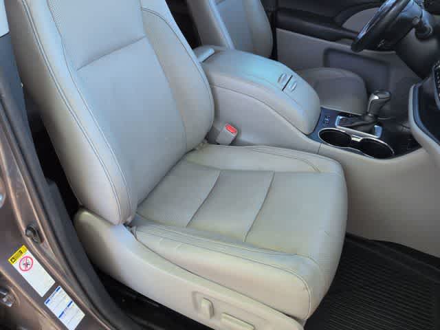 2017 Toyota Highlander Limited Platinum