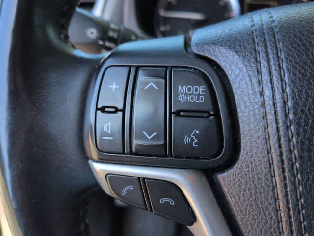 2017 Toyota Highlander Limited Platinum