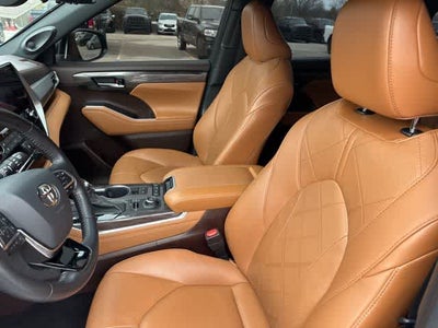 2021 Toyota Highlander Platinum