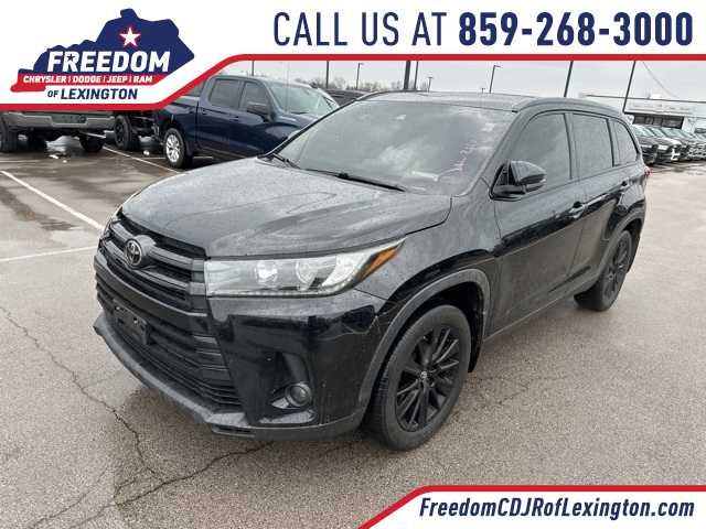 2019 Toyota Highlander SE