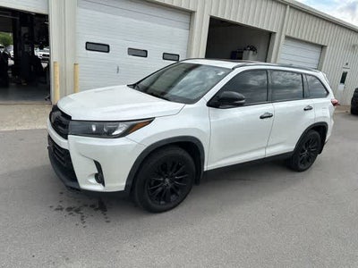 2019 Toyota Highlander SE
