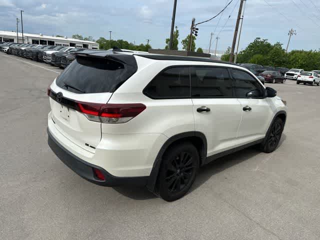 2019 Toyota Highlander SE