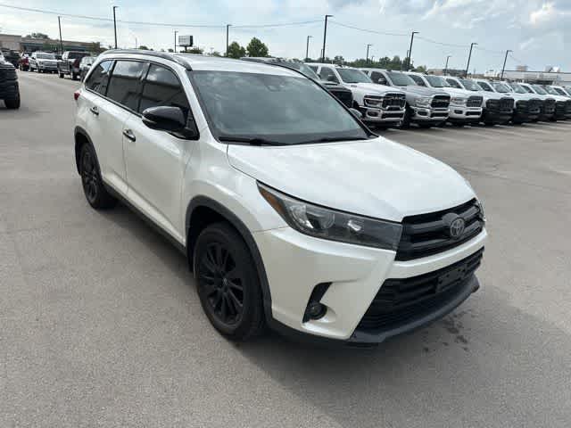 2019 Toyota Highlander SE