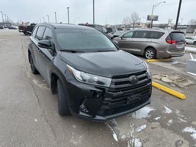 2019 Toyota Highlander SE