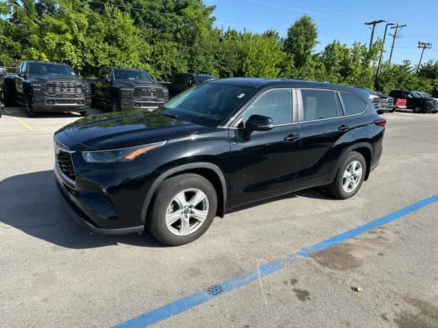 2023 Toyota Highlander LE