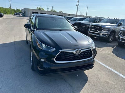2023 Toyota Highlander LE
