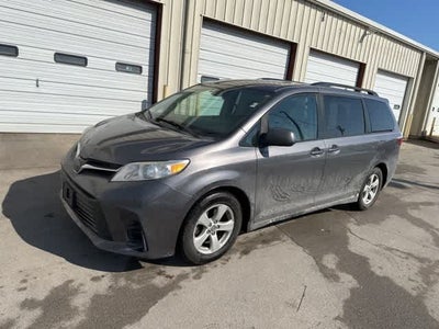 2020 Toyota Sienna LE