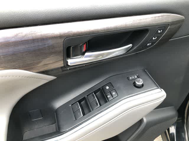 2023 Toyota Highlander Hybrid Limited