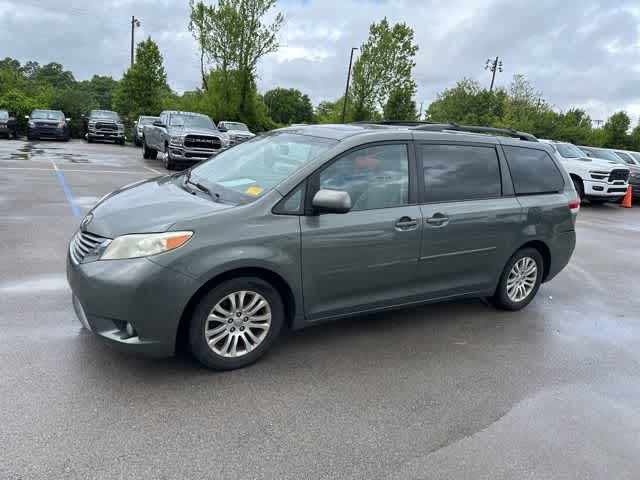 2014 Toyota Sienna XLE