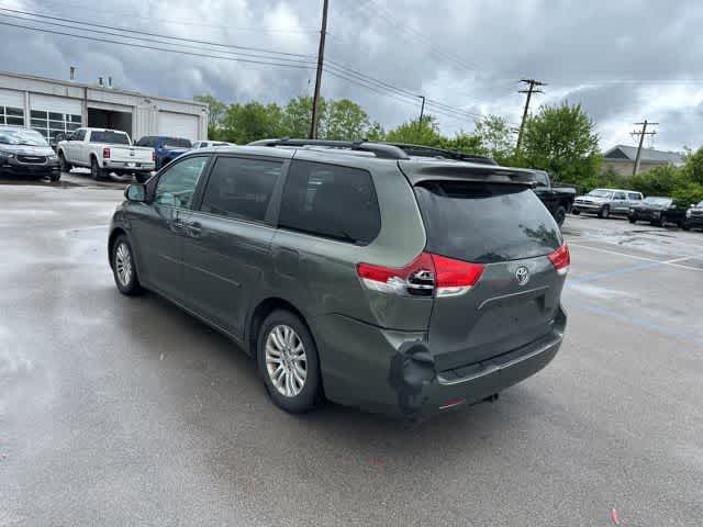 2014 Toyota Sienna XLE
