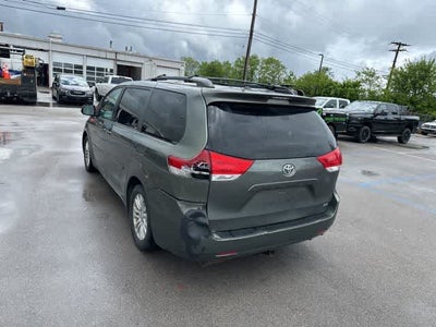 2014 Toyota Sienna XLE