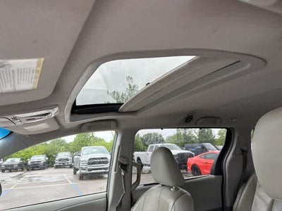 2014 Toyota Sienna XLE
