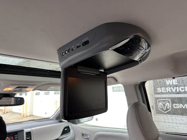 2018 Toyota Sienna XLE