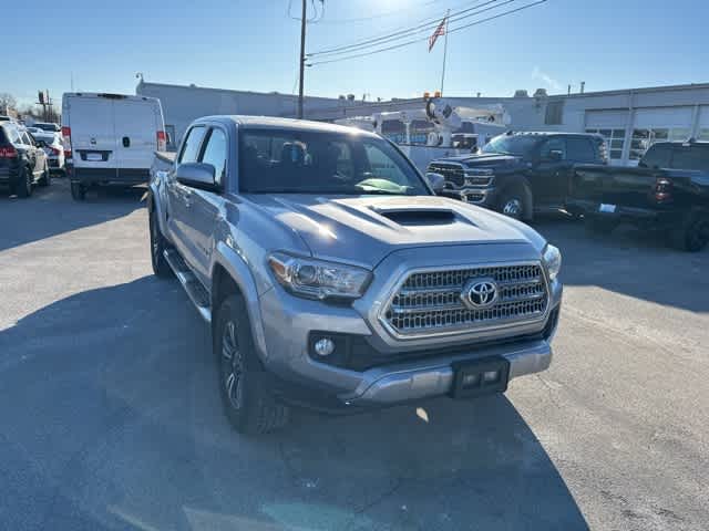 2016 Toyota Tacoma TRD Sport