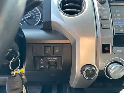 2017 Toyota Tundra SR5