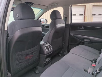 2018 Kia Sorento LX