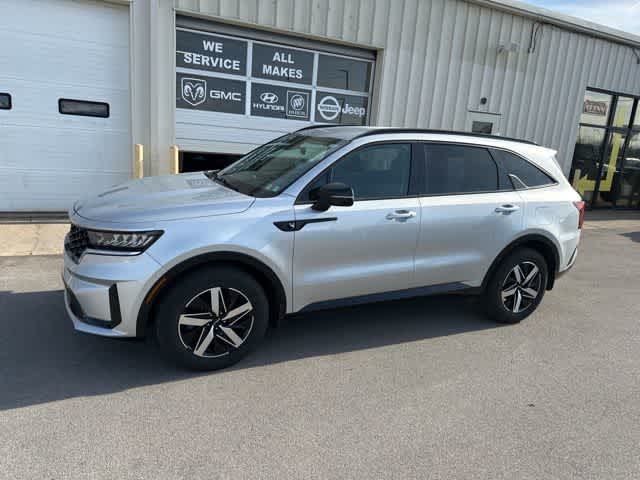 2022 Kia Sorento S