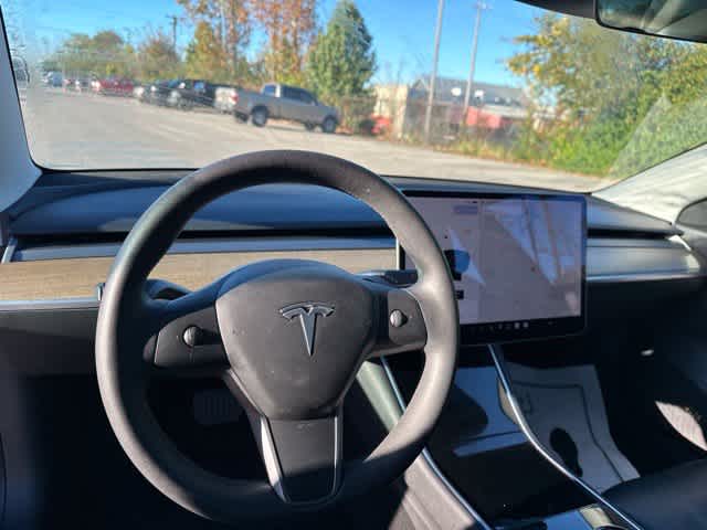 2020 Tesla Model 3 Standard Range
