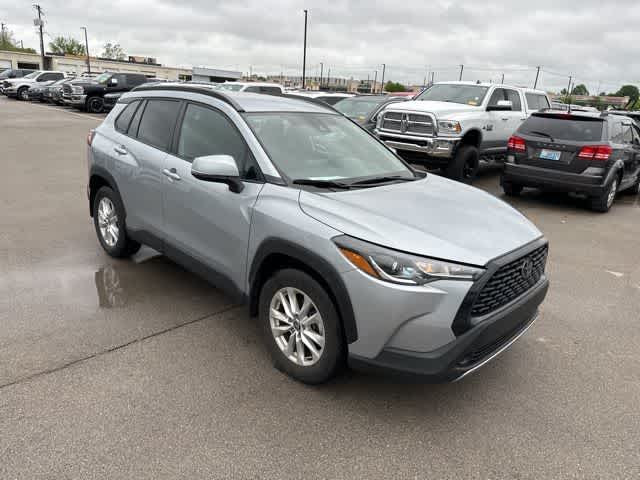 2022 Toyota Corolla Cross LE