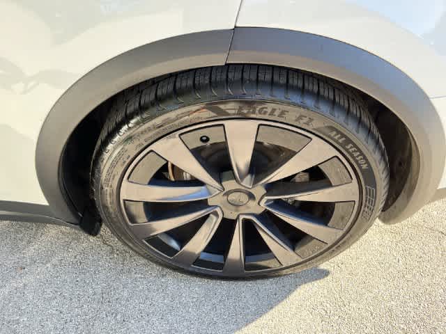 2022 Tesla Model X Base