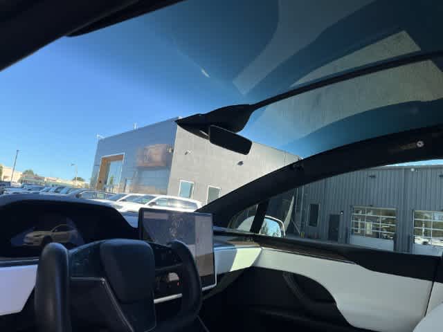2022 Tesla Model X Base