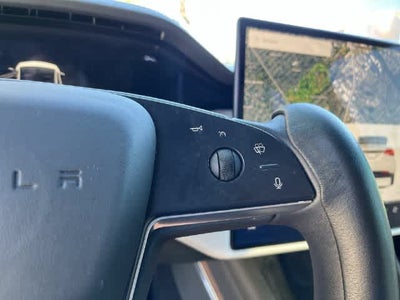 2022 Tesla Model X Base