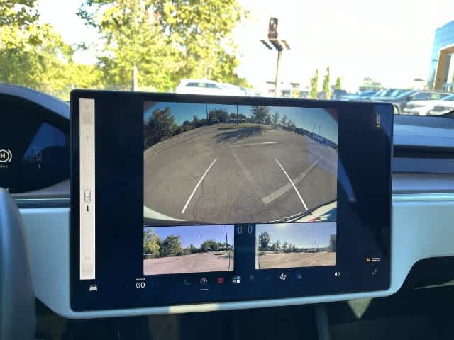 2022 Tesla Model X Base