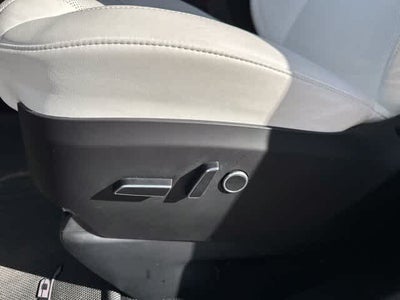 2022 Tesla Model X Base