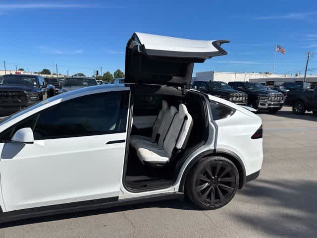 2022 Tesla Model X Base