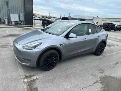 2024 Tesla Model Y Long Range