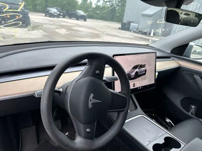 2024 Tesla Model Y Long Range