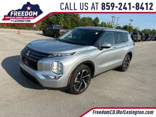 2024 Mitsubishi Outlander SE