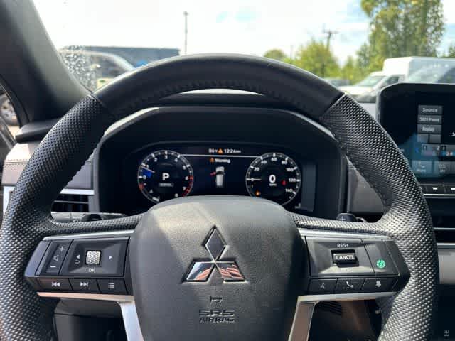 2023 Mitsubishi Outlander SE Black Edition