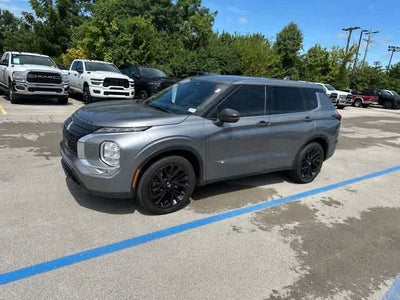 2023 Mitsubishi Outlander SE Black Edition