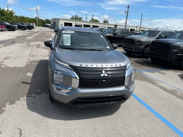 2023 Mitsubishi Outlander SE Black Edition