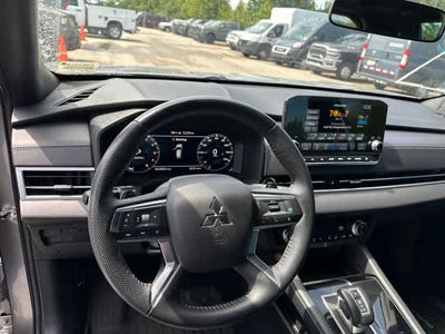 2023 Mitsubishi Outlander SE Black Edition