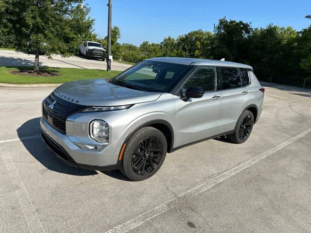 2022 Mitsubishi Outlander Black Edition