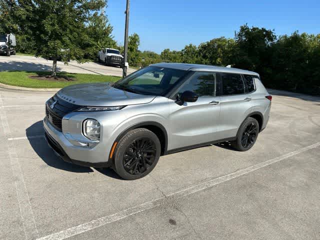 2022 Mitsubishi Outlander Black Edition