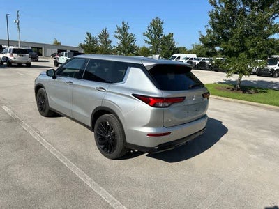 2022 Mitsubishi Outlander Black Edition