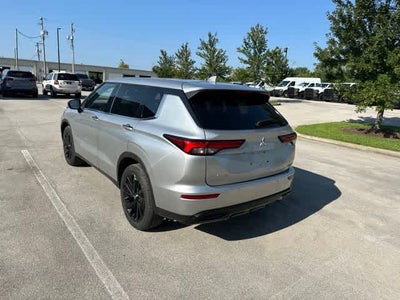 2022 Mitsubishi Outlander Black Edition