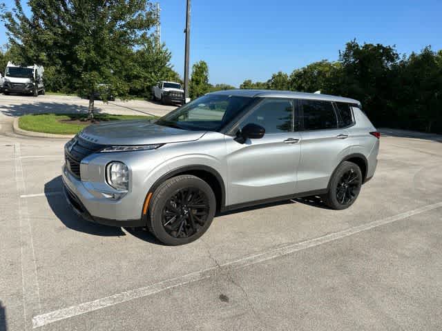 2022 Mitsubishi Outlander Black Edition