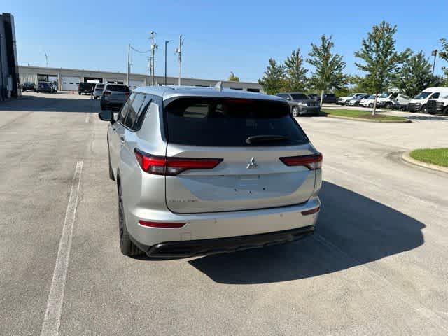 2022 Mitsubishi Outlander Black Edition