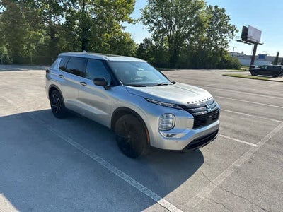 2022 Mitsubishi Outlander Black Edition