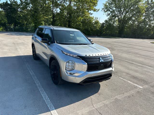 2022 Mitsubishi Outlander Black Edition