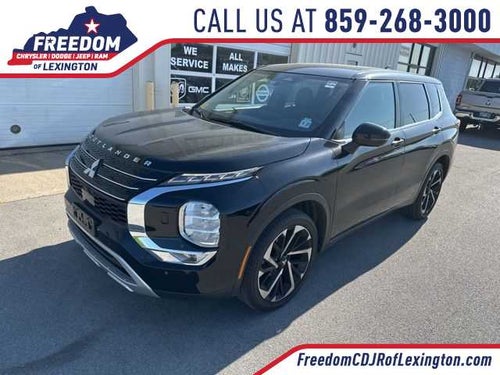 2022 Mitsubishi Outlander SE